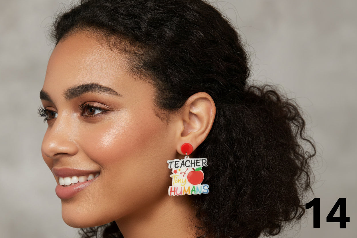 Aretes con diseños educativos
